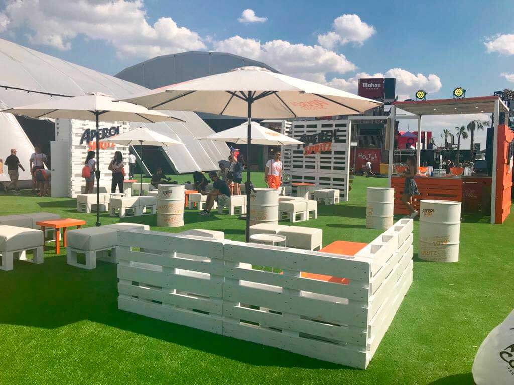 vista stand aperol lateral