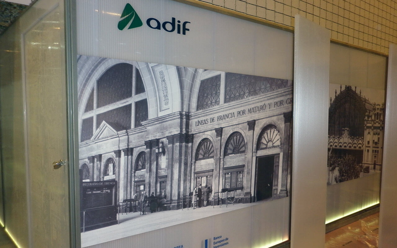Stand Adif 06 Stand Adif vista lateral inerior