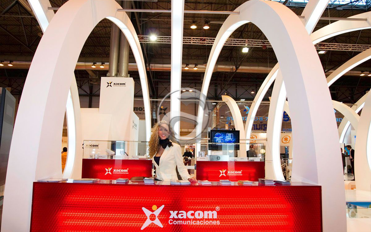 xacom02 Detalle de la barra del stand Xaxom en Simo 2014